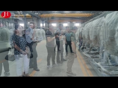 Cliente russo visita laboratorio di lavorazione dell' impianto per l' amido di patata